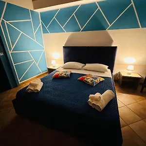 Apartament Cartari