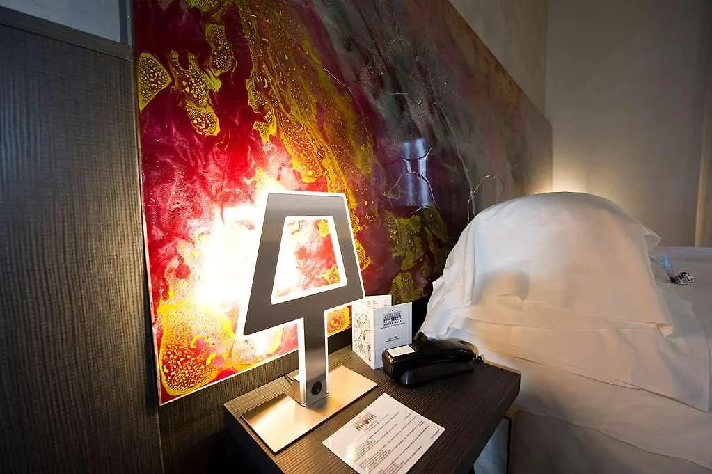 Arli Hotel Business And Wellness Μπέργκαμο 3*,